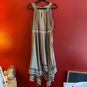 NEW YORK AND COMPANY handkerchief dress